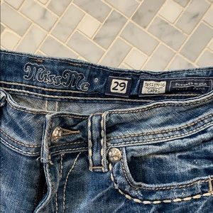 Miss me denim Capri.